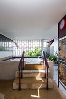 The Lantern Hostel and SPA