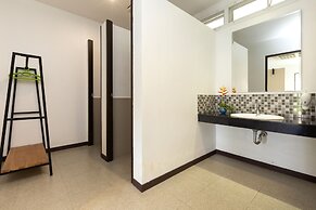 The Lantern Hostel and SPA