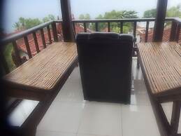 Bukit Indah Home Stay