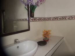 Bukit Indah Home Stay