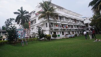 Hotel Dolphin