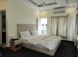 Hotel Dolphin