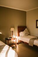 Hamiltons Lodge & Restaurant