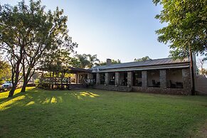 Hamiltons Lodge & Restaurant