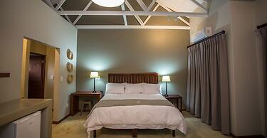 Hamiltons Lodge & Restaurant