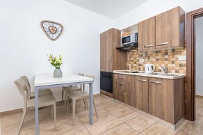 Villa Nina Apartments