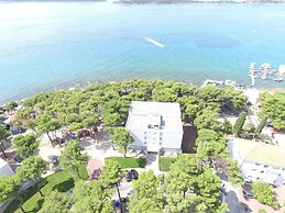 Hotel Villa Arausana & Antonina