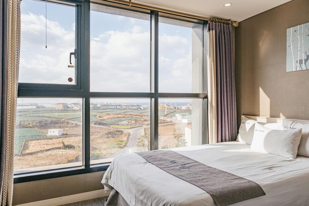 Sky Hotel