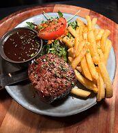 Potters Toowoomba Hotel