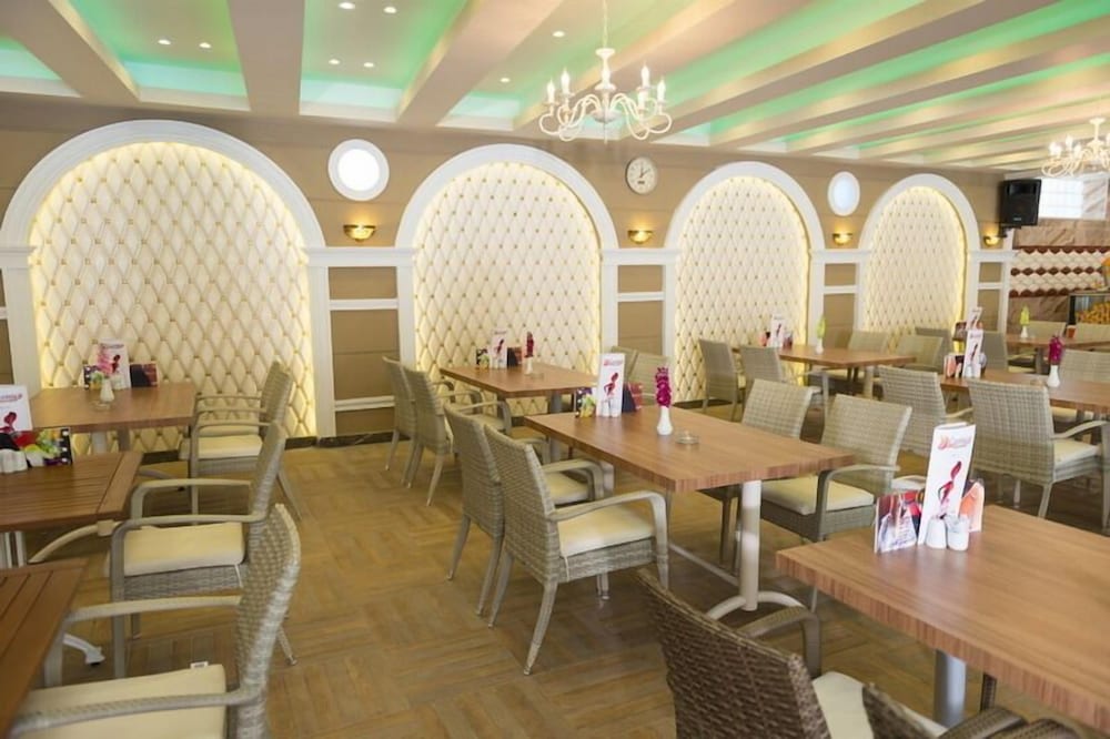 Lavinia Apart Hotel