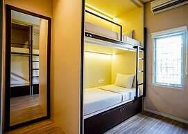 DD Living - Hostel