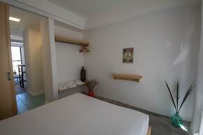 Daphnis Hotel