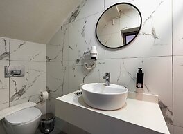 Daphnis Hotel