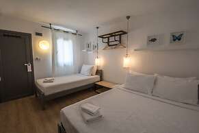 Daphnis Hotel