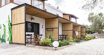 Daphnis Hotel