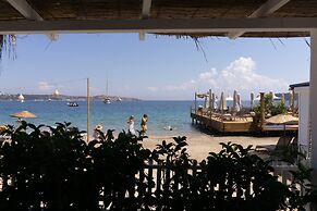 Daphnis Hotel
