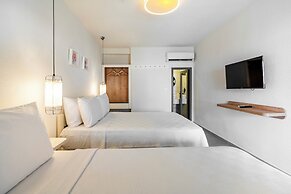 Daphnis Hotel