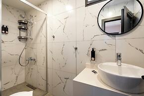 Daphnis Hotel