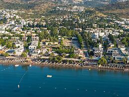 Kefi Beach and Suites