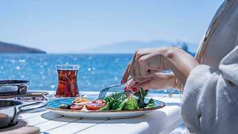 Kefi Beach and Suites