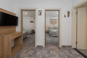 Kefi Beach and Suites
