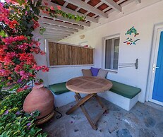 Kefi Beach and Suites