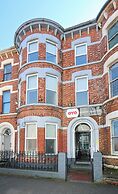 OYO Queens Quarter