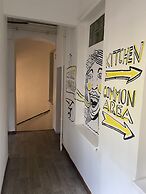 Easy Housing Hostel