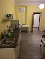 Easy Housing Hostel
