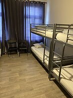 Easy Housing Hostel
