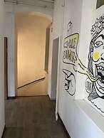 Easy Housing Hostel