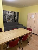 Easy Housing Hostel