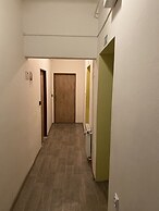 Easy Housing Hostel