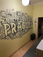 Easy Housing Hostel