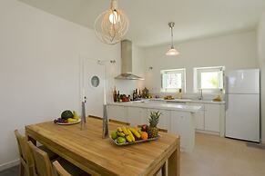 Blackrock Villa