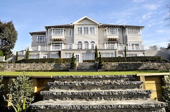 Hackthorne Gardens Luxury Accommodation