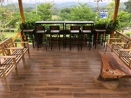 Mai Ngern Mai Thong Resort