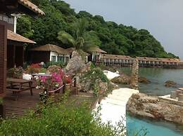Gem Island Resort & Spa