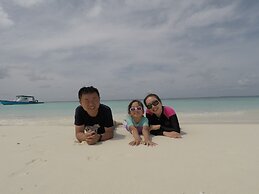 Salt Beach Hotel