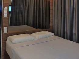 Dream Hotel