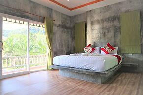 Tum Mai Kaew Resort