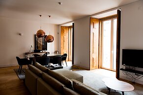 FLORA Chiado Apartments