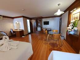 Sakol Hotel
