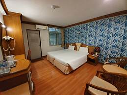 Sakol Hotel