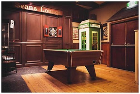 Eviston House Hotel
