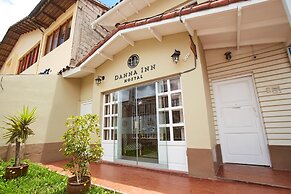 Hostal Danna Inn