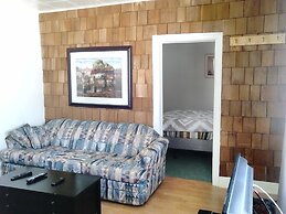 Canora Home Rentals Holiday Cottage
