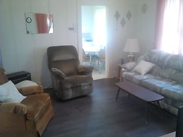 Canora Home Rentals Holiday Cottage