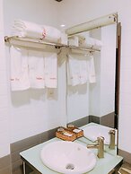 Golden Star Hotel