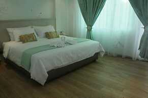 New Glow Hotel Miri
